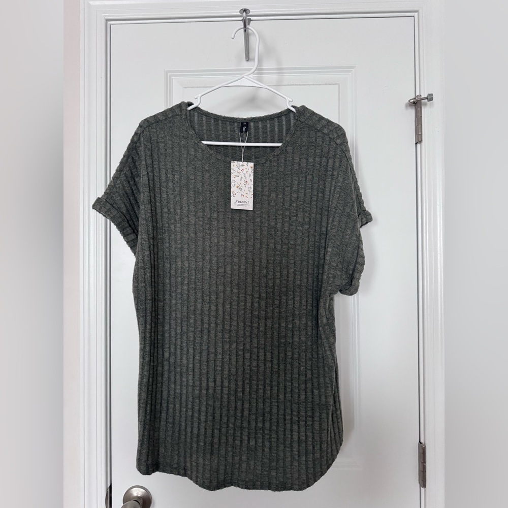 Ribbed Short Sleeve Top - Dark Green